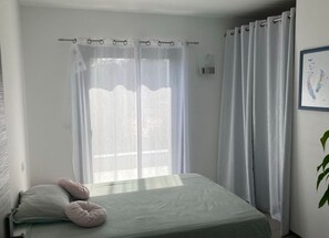 3 bedrooms, iron/ironing board, WiFi, bed sheets - Detached SANA villa with swimming pool and pétanque court (Grasse)