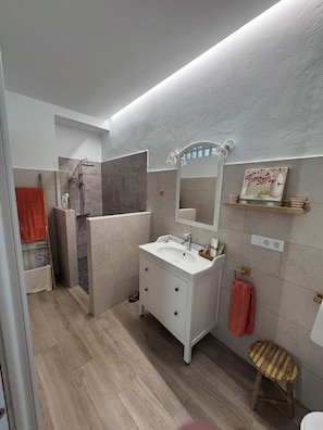 Towels, soap, toilet paper - Los Vela House (Benalup Casas Viejas)