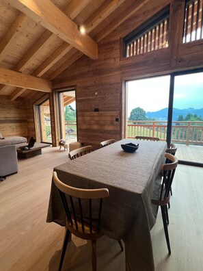 Dining - Chalet atmosphere at Alpaka Lodge - CrestVoland- 6 pers. 80m2 - Espace Diamant (Crest-Voland)