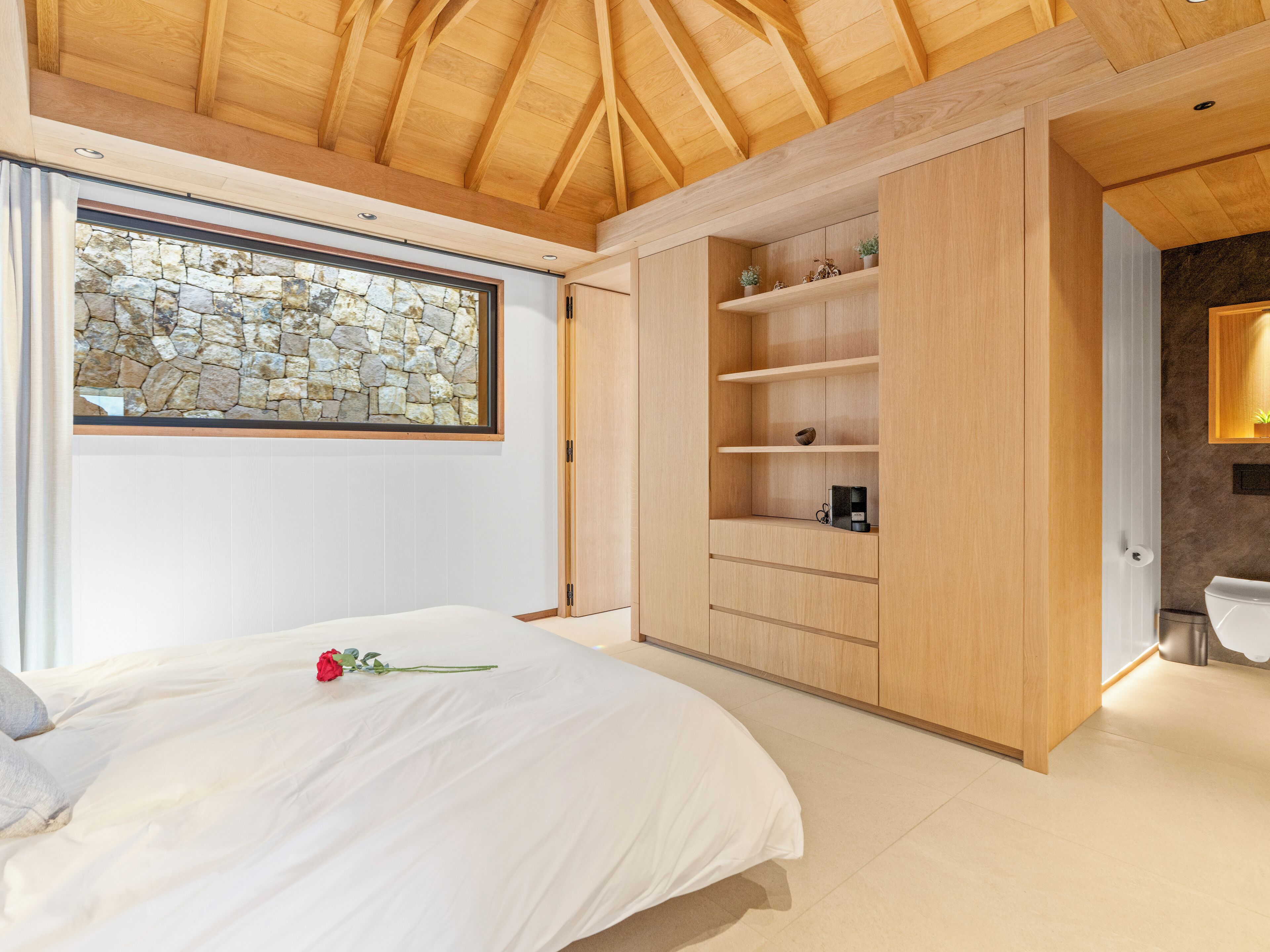 In-room safe, iron/ironing board, free WiFi, bed sheets