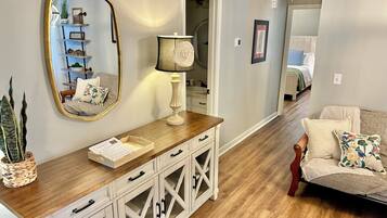 2 Schlafzimmer, Bügeleisen/Bügelbrett, WLAN, Bettwäsche