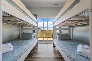 Iron/ironing board, travel cot, free WiFi, bed sheets - Private Beach Access, Pet-Friendly! SEArenity Now (Surf City)