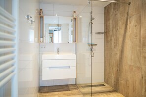 Apartment | Bathroom - 2 Person Apartment With Island View (De Koog)