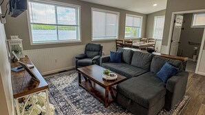 Unclassified image, 2 of 40, button - Lakeside Lodge | Waterfront | Private Dock (Hammond)