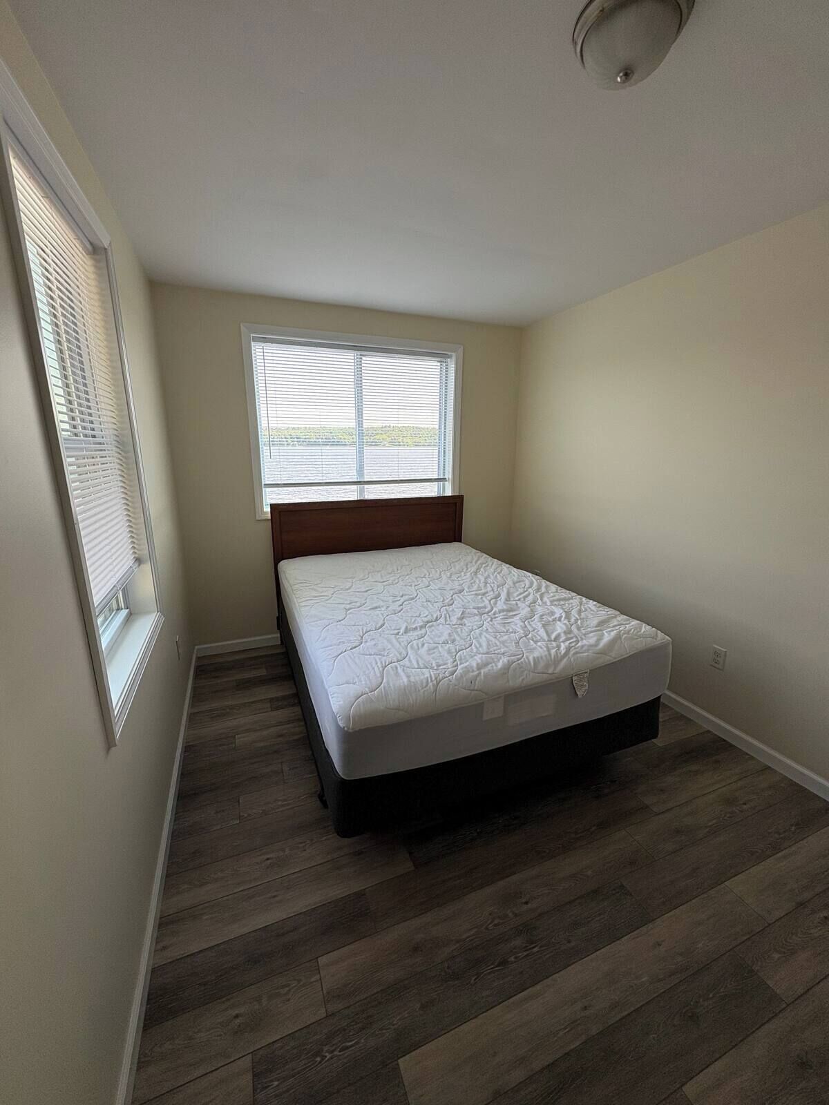 3 多间卧室、熨斗/熨衣板、免费 WiFi、床单