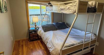 Cliffside Hideaway-Renovations & upgrades coming!