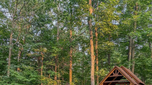 Children's area - Cliffside Hideaway-Renovations & upgrades coming! (Hammond)