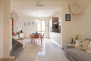 Smart TV - Vista Mare House | Private Spa Terrace • Sea View • (Santa Maria del Focallo)