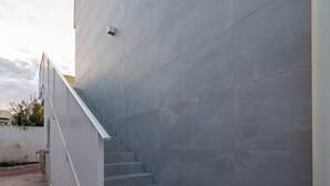 Property grounds - Vista Mare House | Private Spa Terrace • Sea View • (Santa Maria del Focallo)