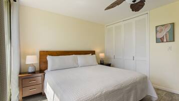 Iron/ironing board, travel crib, WiFi, bed sheets