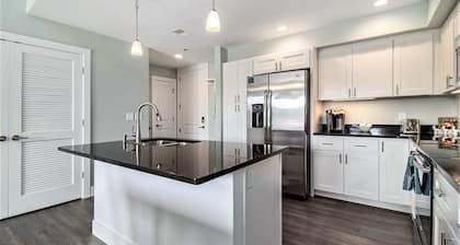 2 Bedroom Downtown Manistee Condo