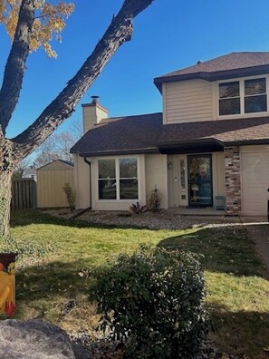 Exterior detail - Fully Furnished Townhome (Lafayette)