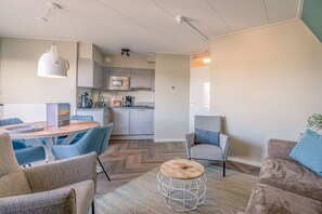 Apartment | Living room - Nice Pet-friendly Apartment Near the Center of De Koog (De Koog)