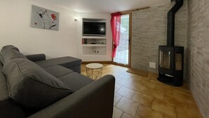 Uklassifisert bilde, 3 av 19, knapp