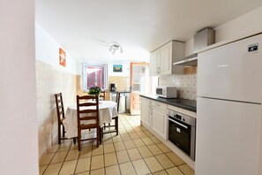 Fridge, microwave, stovetop, dishwasher - CHOKO-ONA - BIDARRAY (BIDARRAY)