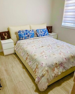 2 habitaciones, tabla de planchar con plancha y wifi gratis 