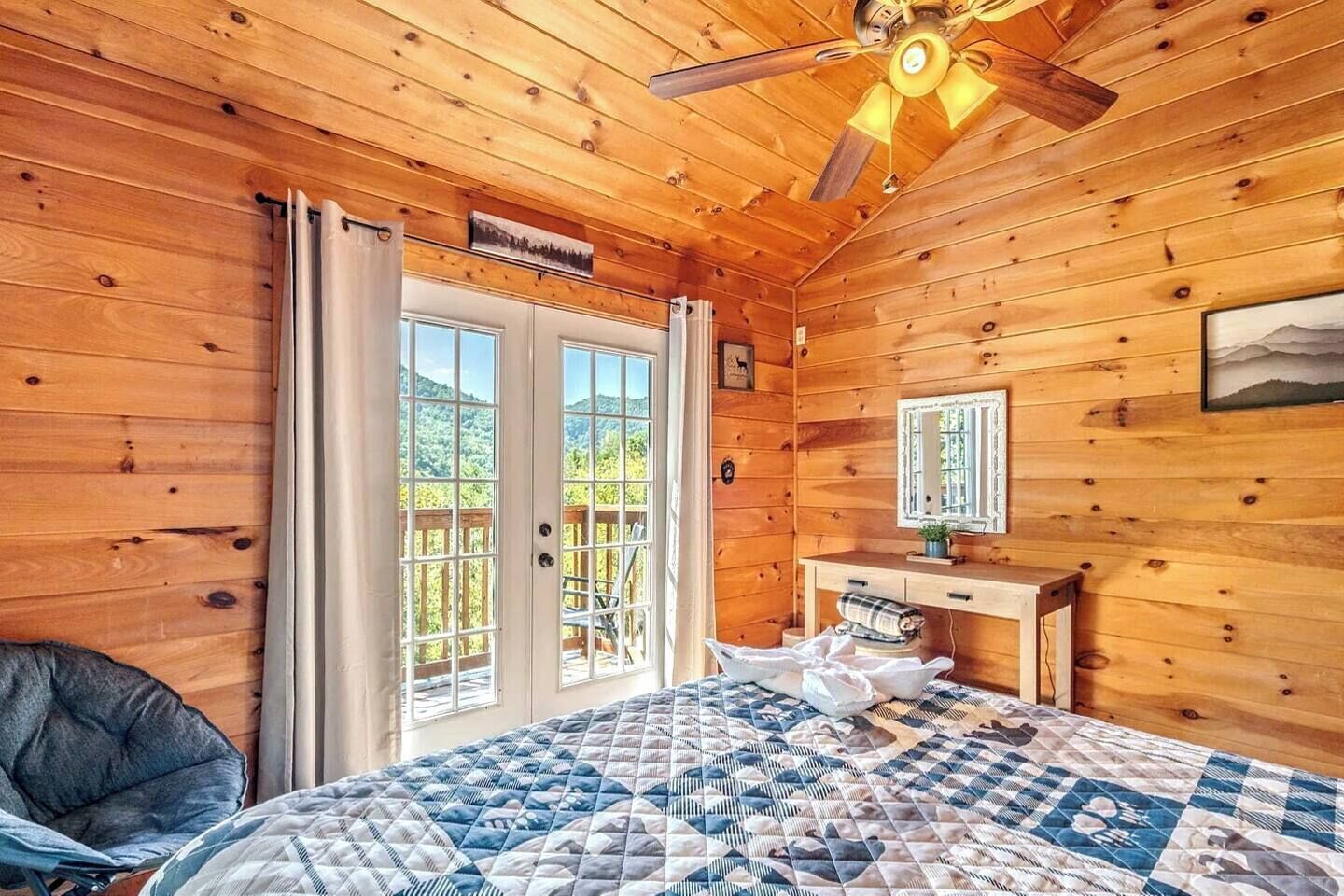 3 Schlafzimmer, Bügeleisen/Bügelbrett, Reisekinderbett, kostenloses WLAN