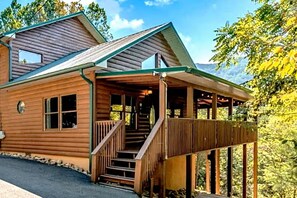 Exterior - New Listing! Mountain Views! 3B/3Ba Sleep 6-7, Hot Tub, Close to Everything! (Sevierville)
