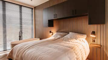 Huis | 2 slaapkamers, individueel gemeubileerd, beddengoed