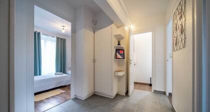 Warhol Vibes - Couleurs et confort avec garage