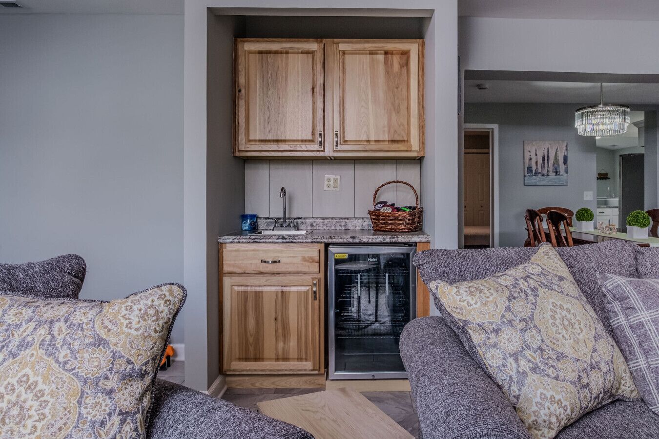 电视、壁炉、办公室