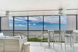 Interior - Sundial E304 - Stunning Gulf Front 3BR Condo - Sleeps 8 - Breathtaking Views! (Sanibel)
