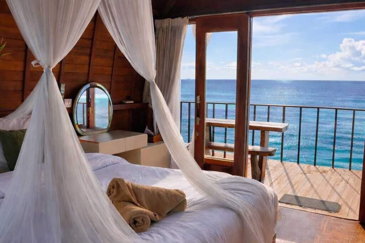 Kahden hengen huone, merinäköala | Työpöytä, kannettavalle tietokoneelle sopiva työtila