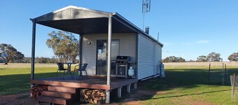 Rhymney Skye Cosy Farmstay with first class view on the Grampians.