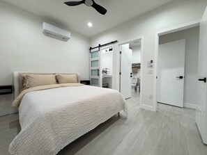 2 habitaciones, tabla de planchar con plancha y wifi 