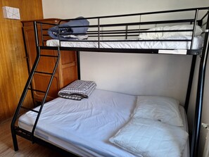 1 bedroom, free WiFi - Nice T2 at the foot of the slopes, covered parking, wifi (Bagnères-de-Bigorre)