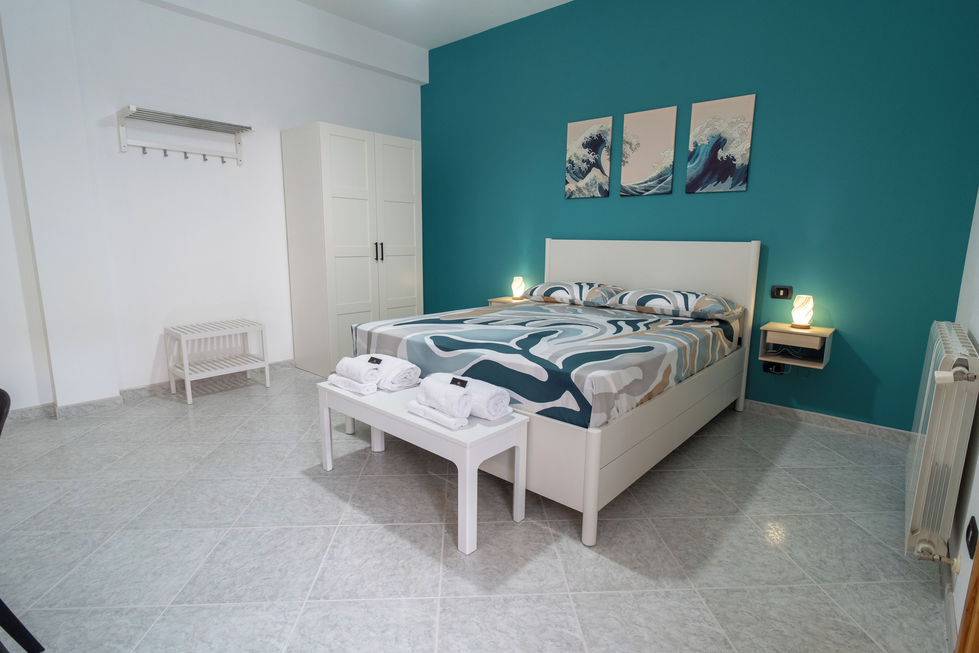 2 Schlafzimmer, Reisekinderbett, kostenloses WLAN, Bettwäsche