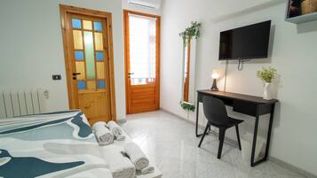 2 Schlafzimmer, Reisekinderbett, kostenloses WLAN, Bettwäsche