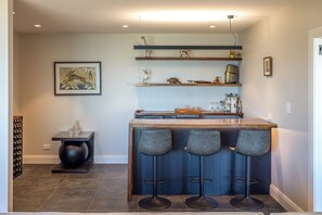 Bar (on property) - The Keep at Woodside Bay (Waiheke Island)