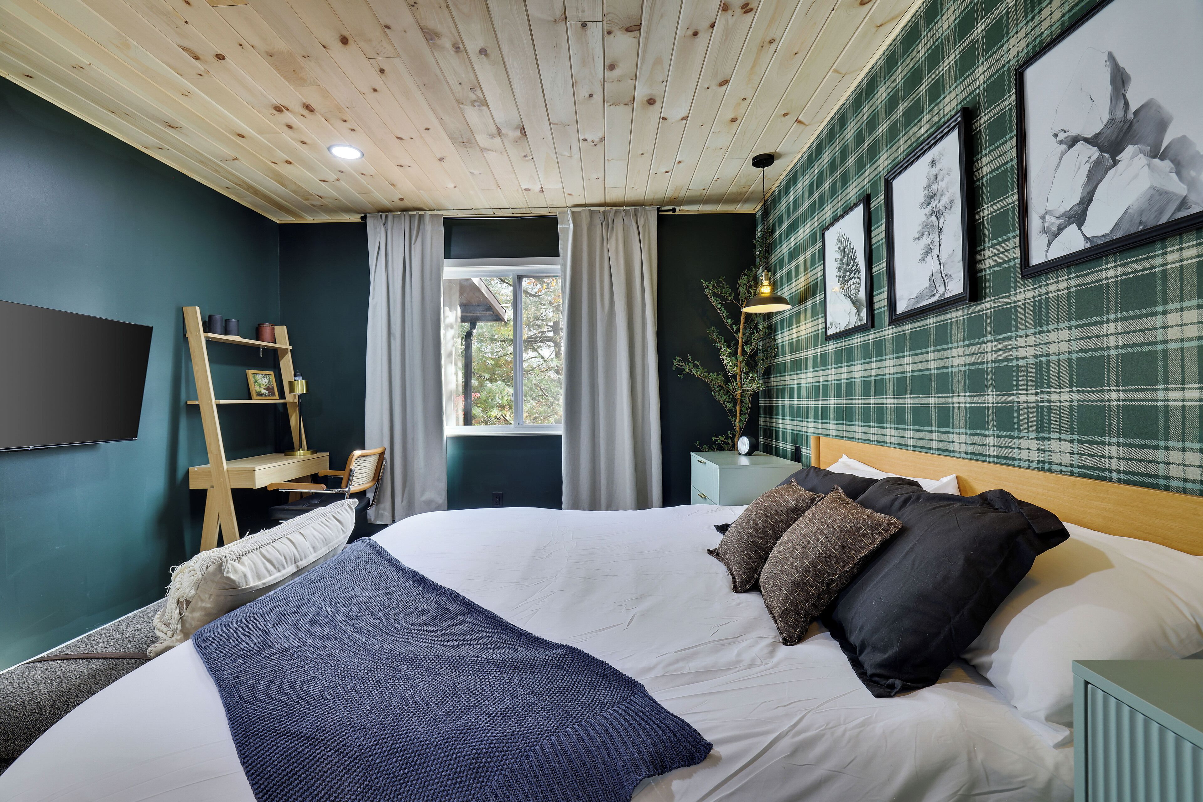 4 chambres, fer et planche à repasser, Wi-Fi, draps fournis