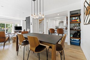 Dining - Modern 3 Bed / 3 Bath Townhome in Vail with Private Garage - Pets Welcome! (Vail)