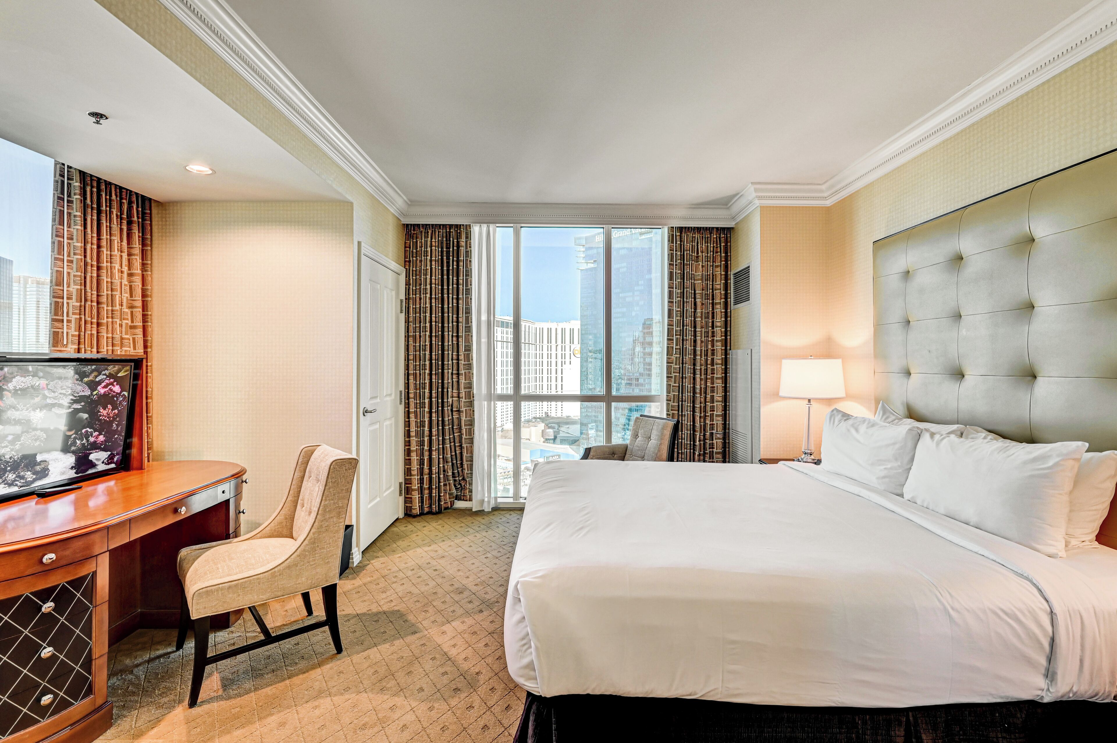 1 bedroom, in-room safe, desk, iron/ironing board