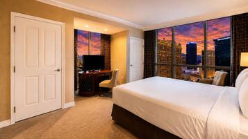 1 bedroom, in-room safe, desk, iron/ironing board