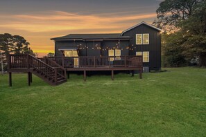 Exterior - Modern and Peaceful 5BR Wake Forest Retreat-Pet Friendly (Wake Forest)