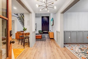 Interior - Modern and Peaceful 5BR Wake Forest Retreat-Pet Friendly (Wake Forest)