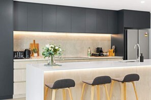 Fridge, microwave, oven, stovetop