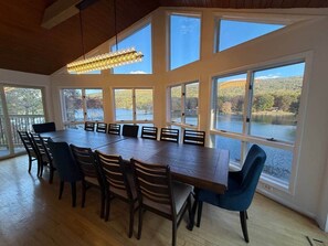 تناول الطعام