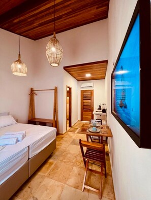 1 quarto, acesso à internet, roupa de cama