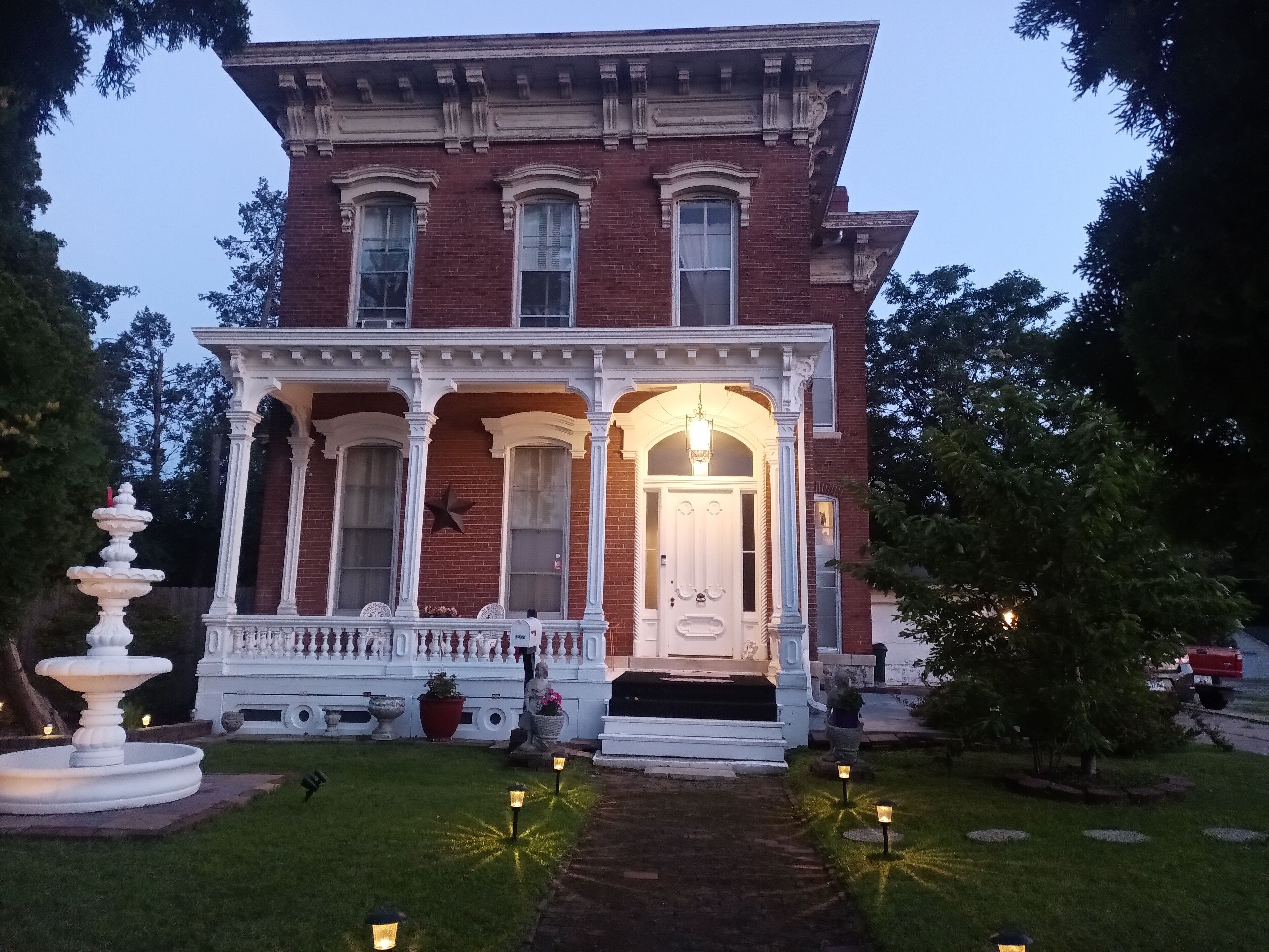 المنشأة من الخارج