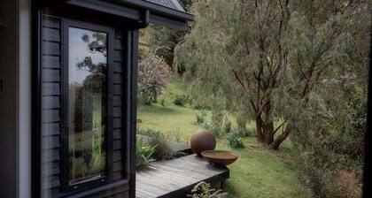 Wilder Stay with sauna, outdoor bath and plunge