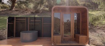 Wilder Stay with sauna, outdoor bath and plunge