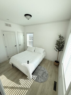 1 chambre, fer et planche à repasser, Wi-Fi gratuit, draps fournis