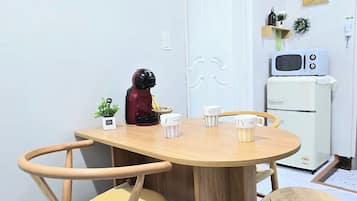 Blackout curtains, soundproofing, iron/ironing board, free WiFi