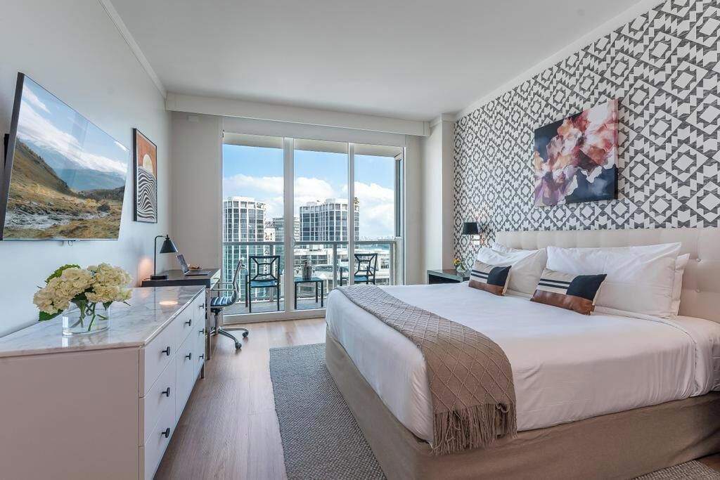 Schreibtisch, Bügeleisen/Bügelbrett, kostenloses WLAN, Bettwäsche