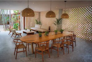 Outdoor dining - Charming boho-chic studio with kitchen and pool (Tulum)