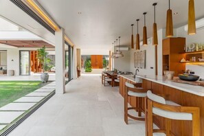 Restaurant - Villa Morada Canggu by Nakula (Bali)